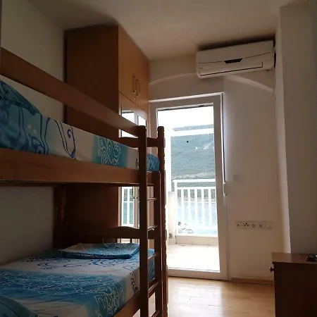 Aparthotel Kemo *