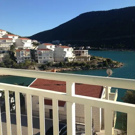 Aparthotel Kemo Neum
